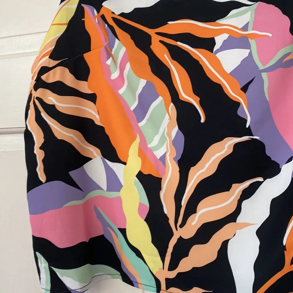 Mirteron Womens Floral Printed Boho V Neck Sleeveless Crop Blouse Shirt Tank Top - Image 4