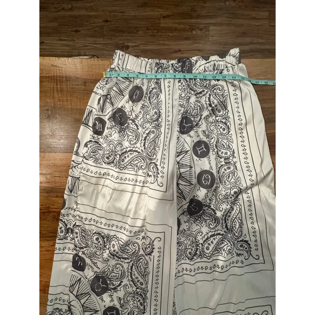 Women's MISSGUIDED White Zodiac l Black Paisley Wide Leg Pants Size 10 - Image 7