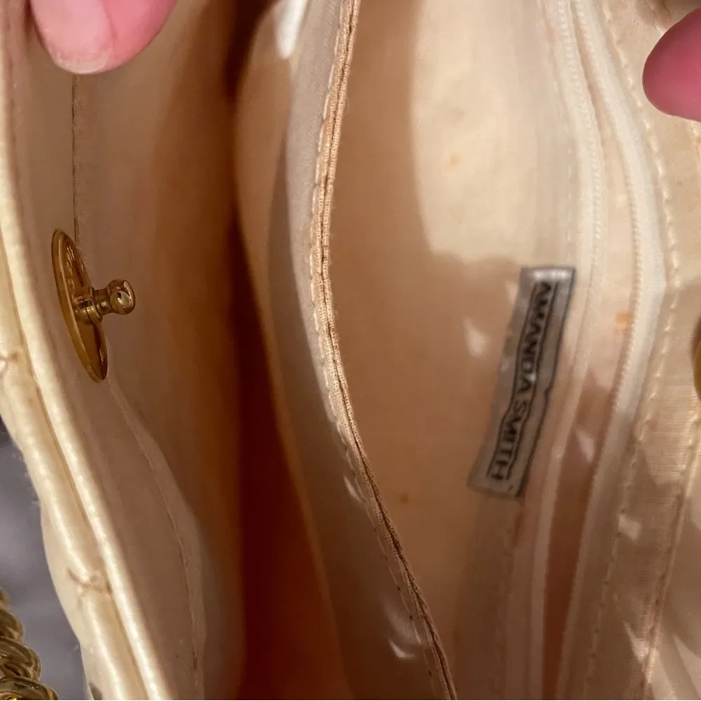 Purse Amanda smith color cream and gold - Image 4