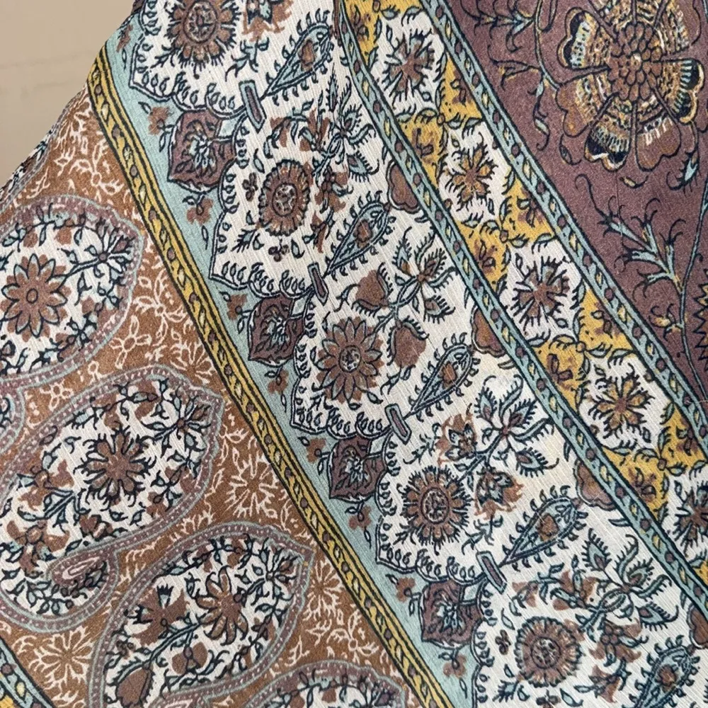 American Eagle duster small medium boho floral paisley Bohemian Patterned Kimono - Image 4