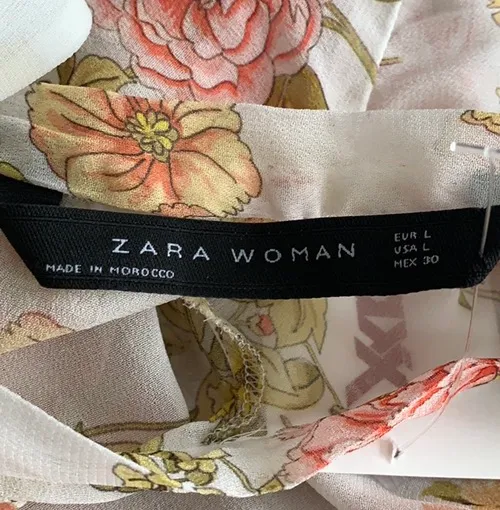 ZARA NWT  Flutter Sleeve Crop Blouse. Large - Image 5