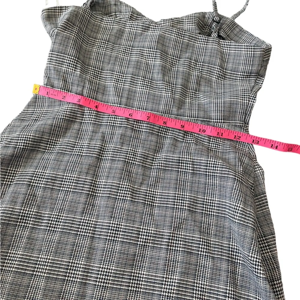 Revolve Unbranded Sample Dress, no brand tag. Came from revolve sample s… - Image 4