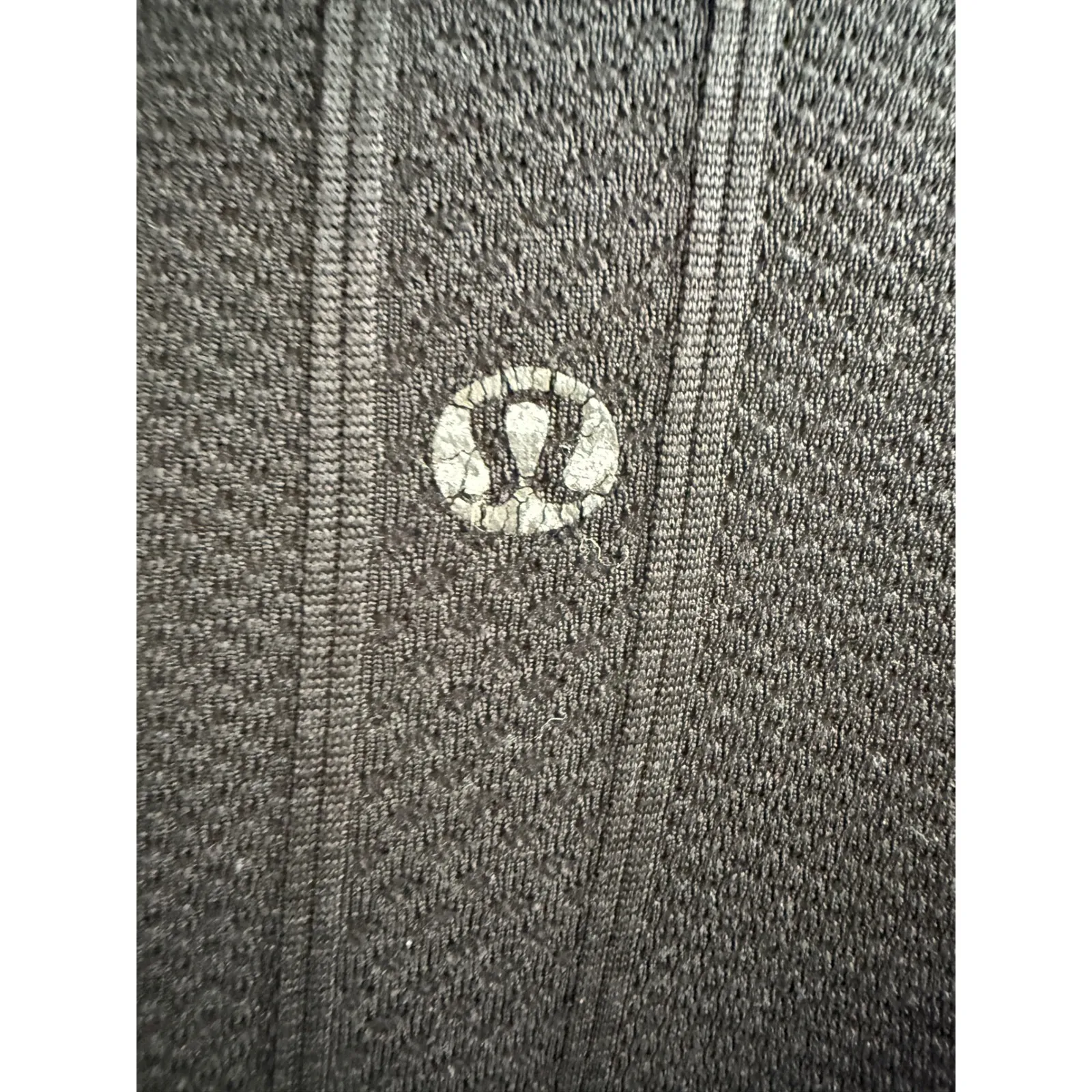 Lululemon Athletica Long Sleeve Athletic Top Black Crew Neck Women's Size 6 - Image 4