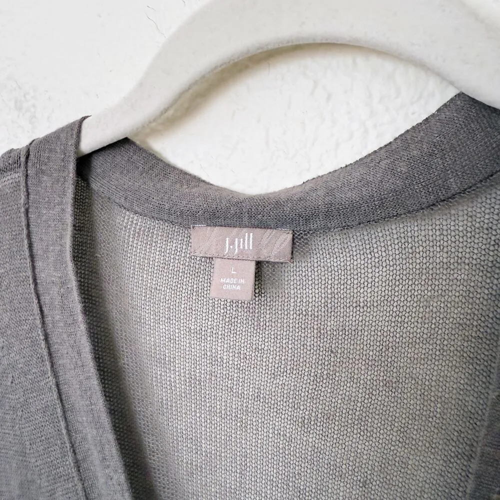 [J. Jill] Gray Linen Blend Tiered Ruffle Peplum V - Image 9