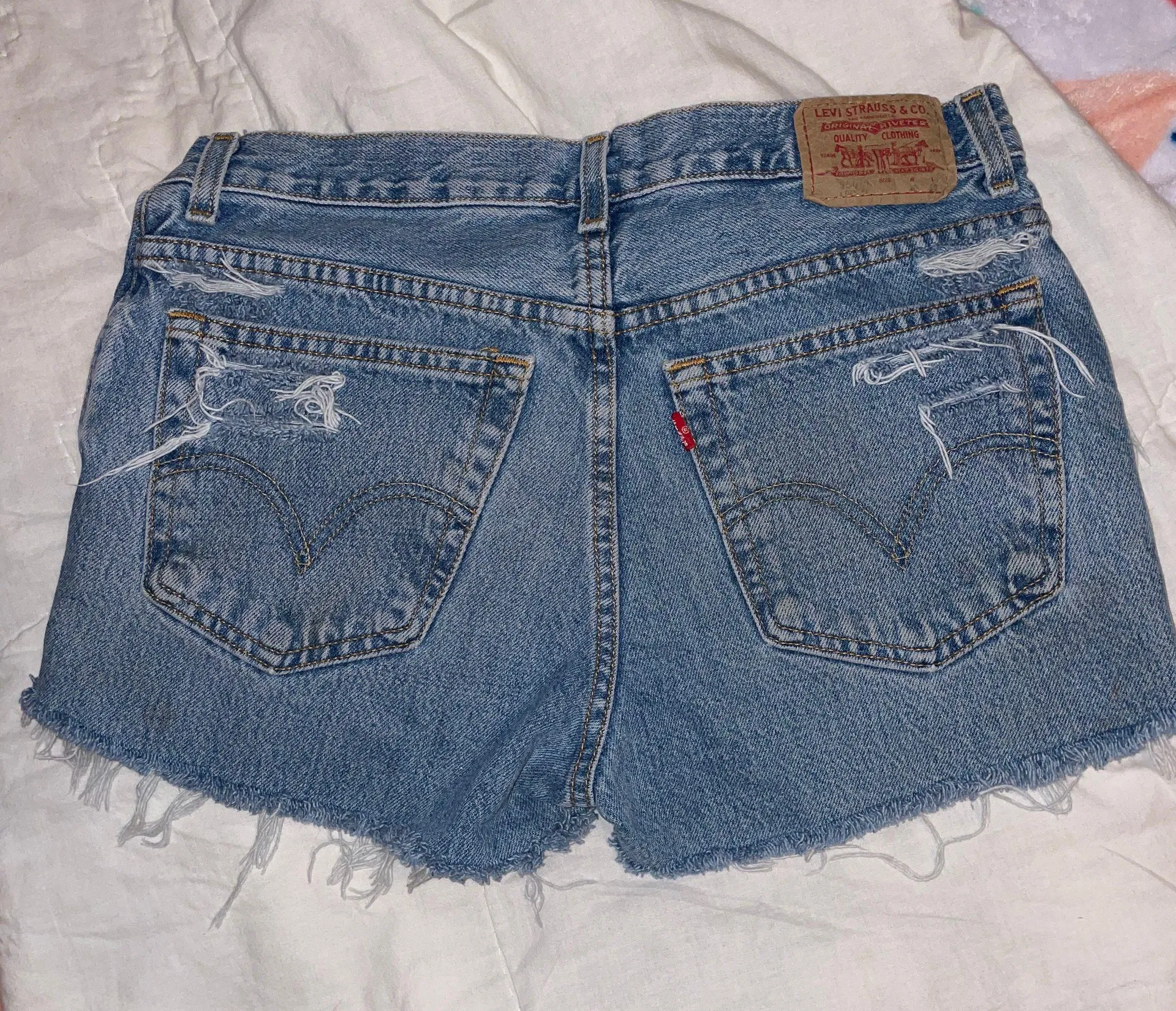 Levi’s  Brand Shorts - Image 2
