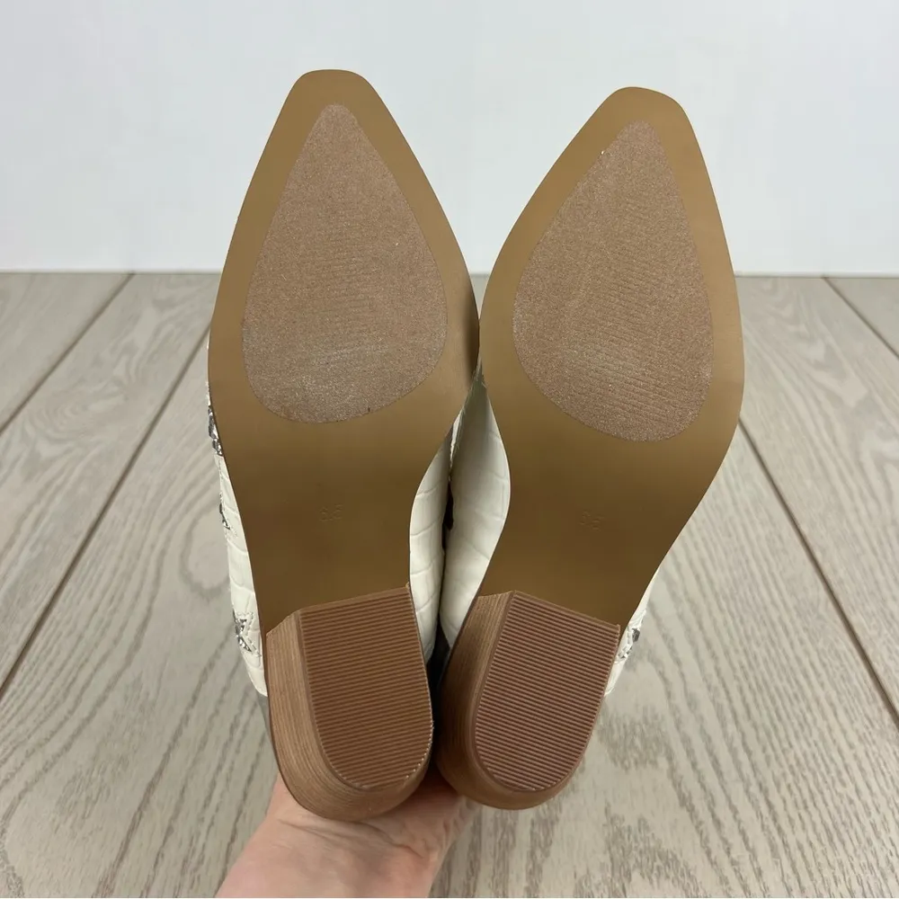 Betsey Johnson Denniss Western Star Slip-on Mules 6.5 White & Silver $99 - Image 10