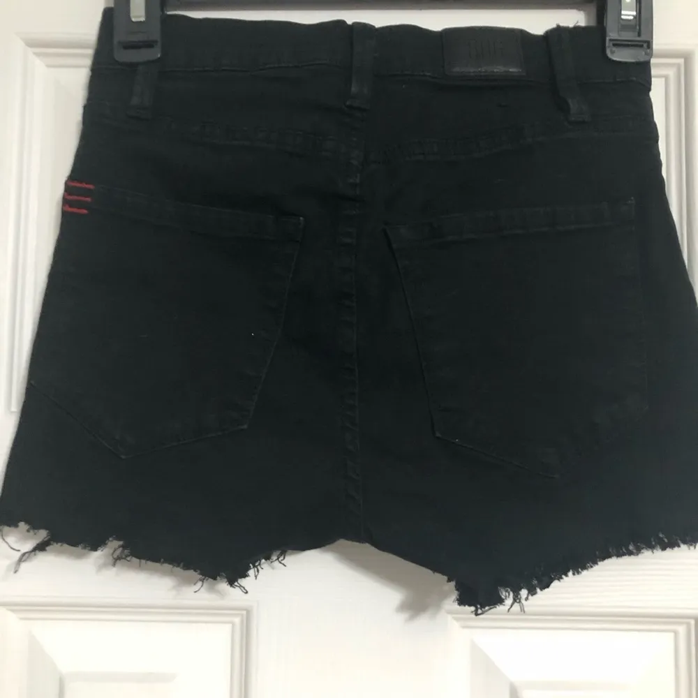 BDG twig high rise shortie ripped distressed women’s size 25 cut off jean shorts - Image 9