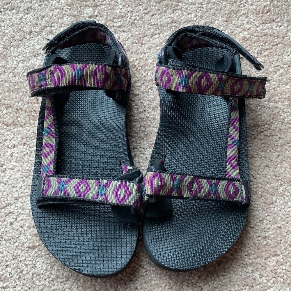 LL Bean strappy sporty hiking sandals - Image 2