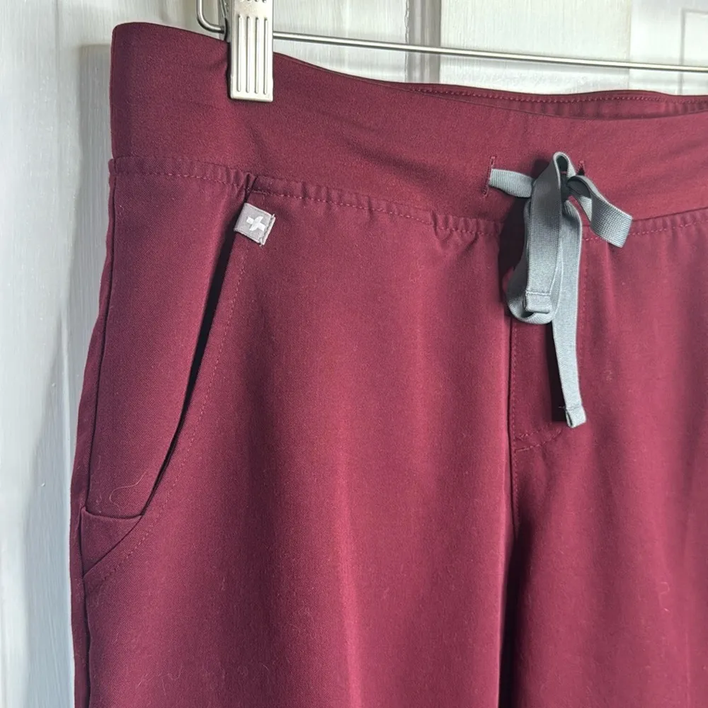 Figs Women’s Zamora Jogger Style Scrub Pants Burgundy W1709 Sz Small Petite - Image 7