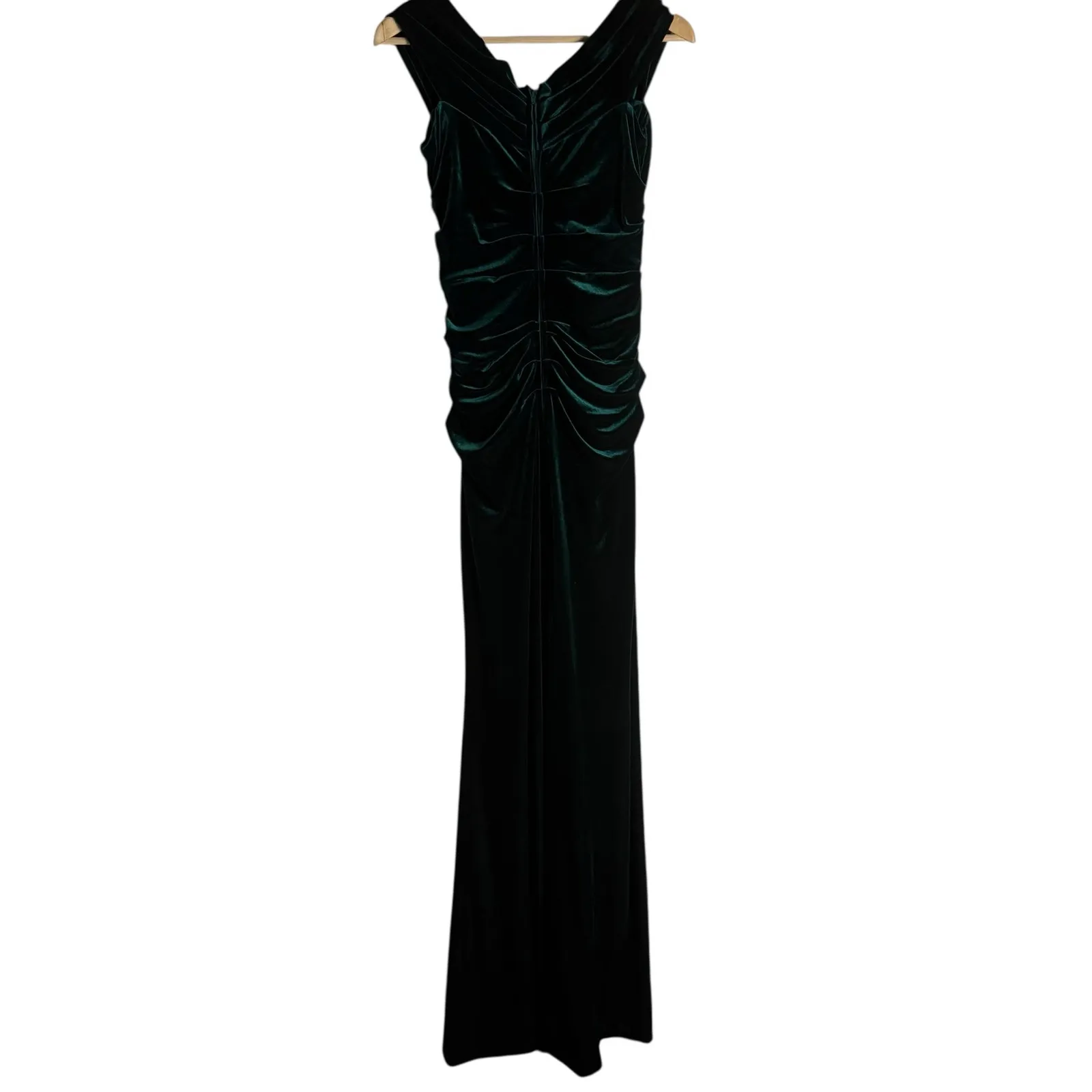 Rickie Freeman Teri Jon Emerald Green Velvet Off the Shoulder Long Column Gown 6 - Image 10