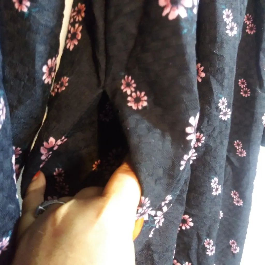 Wild Fable Dark Floral Long Sleeve Tie-Front Muse Dress Size M - Image 5