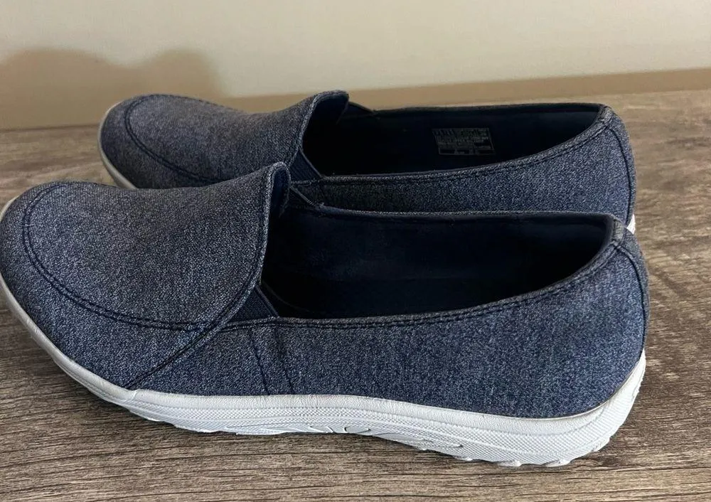 Skechers Slip On Casual Shoes Relaxed Fit Women’s Size 7.5 Navy Memory Foam - Image 5