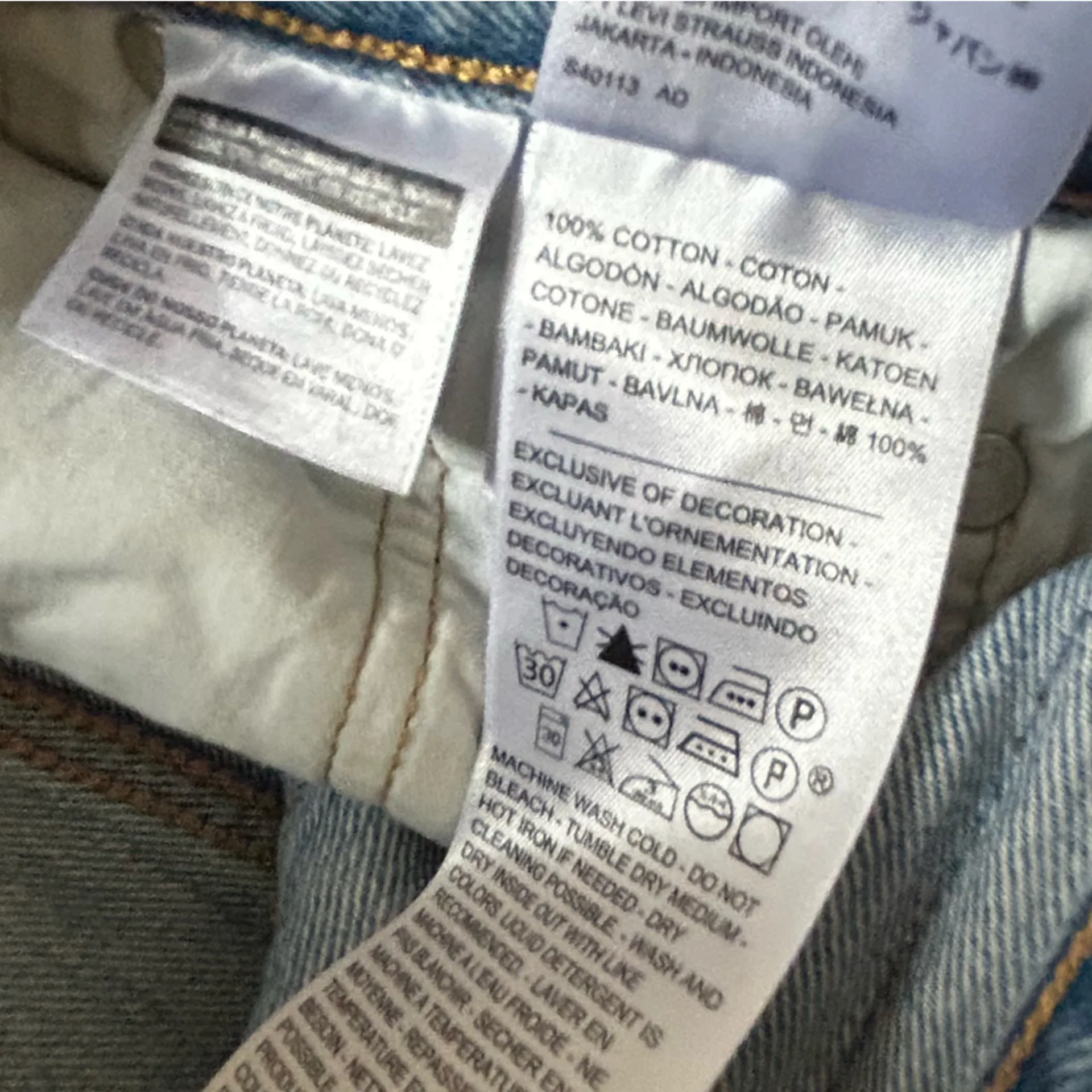 Levi’s 501 Lightly Distressed High Rise Waist Straight Leg Denim Blur Jeans 24 - Image 7