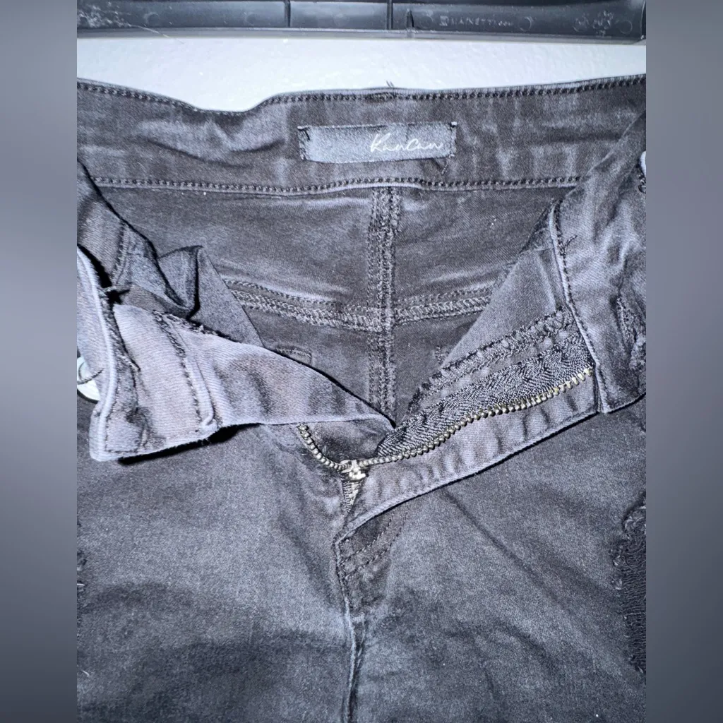 Kancan women’s size 7 black shorts - Image 3
