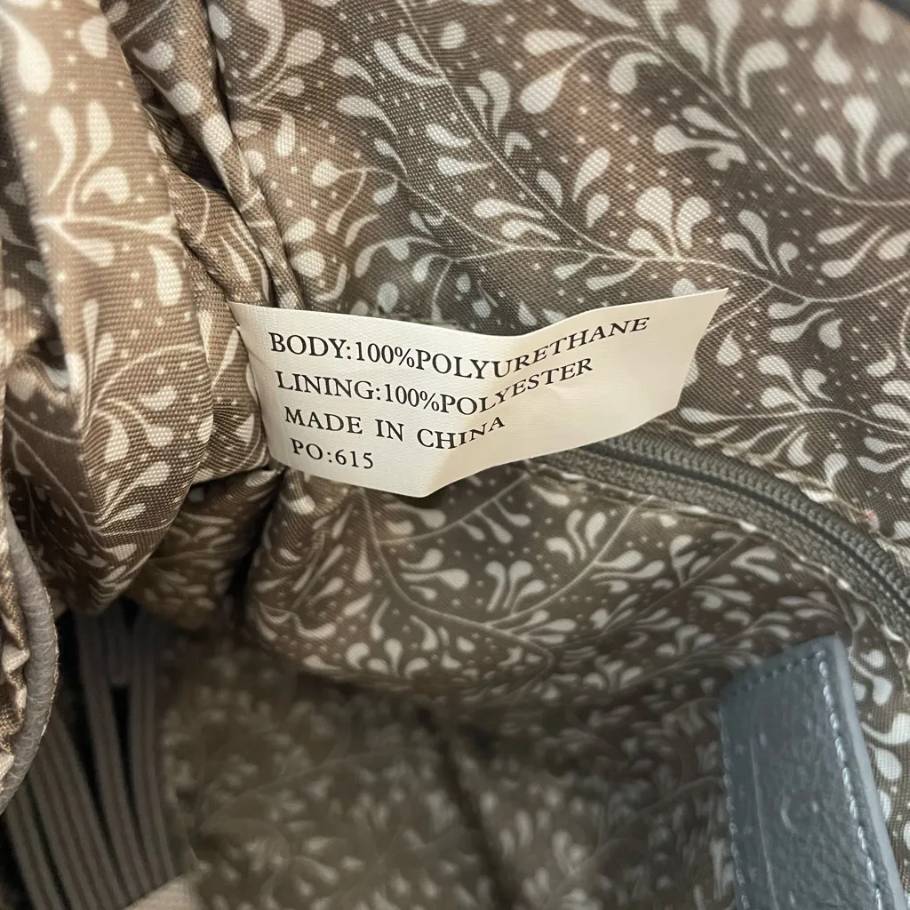 Joy Susan Classic Gray Crossbody Bag NWOT - Image 6