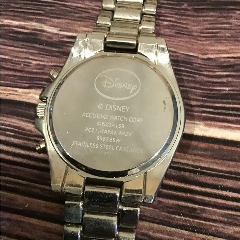 Disney accutime Minnie Mouse watch silver tone blue face watch - Image 2