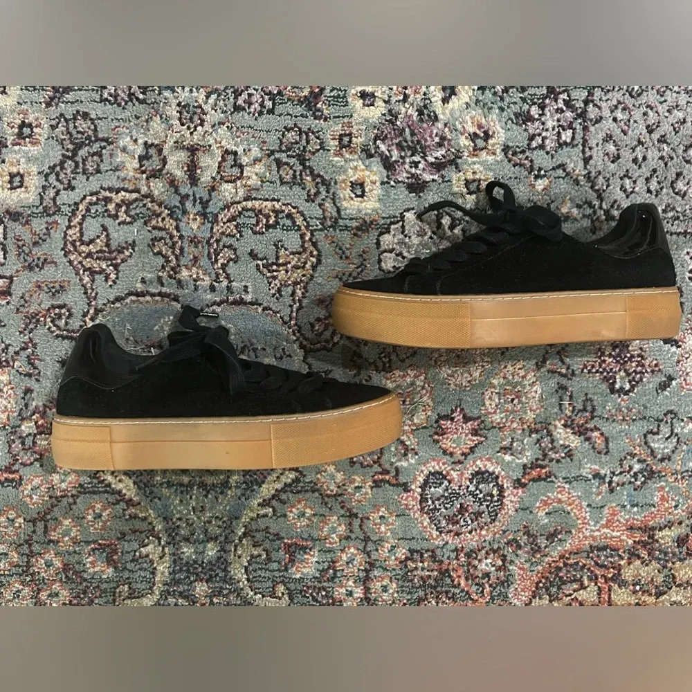 FINAL PRICE Winnie Harlow X Steve Madden Black Suede Skate Shoes - Image 4