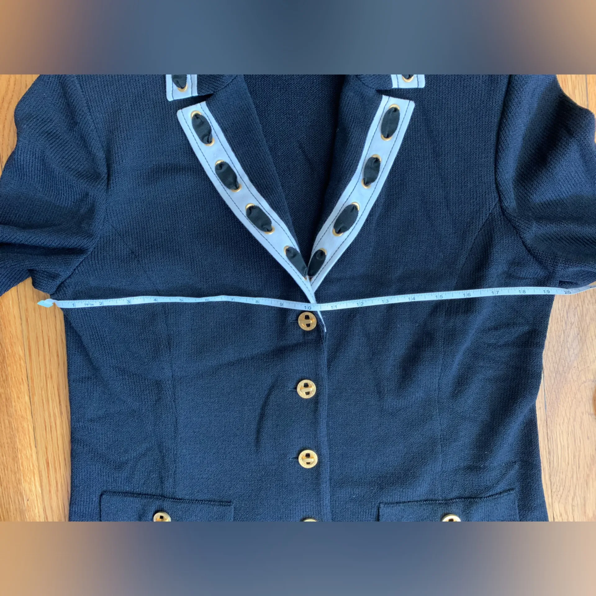 ST. JOHN COLLECTION Santana Knit Navy Blazer Sz 10 with matching skirt - Image 8