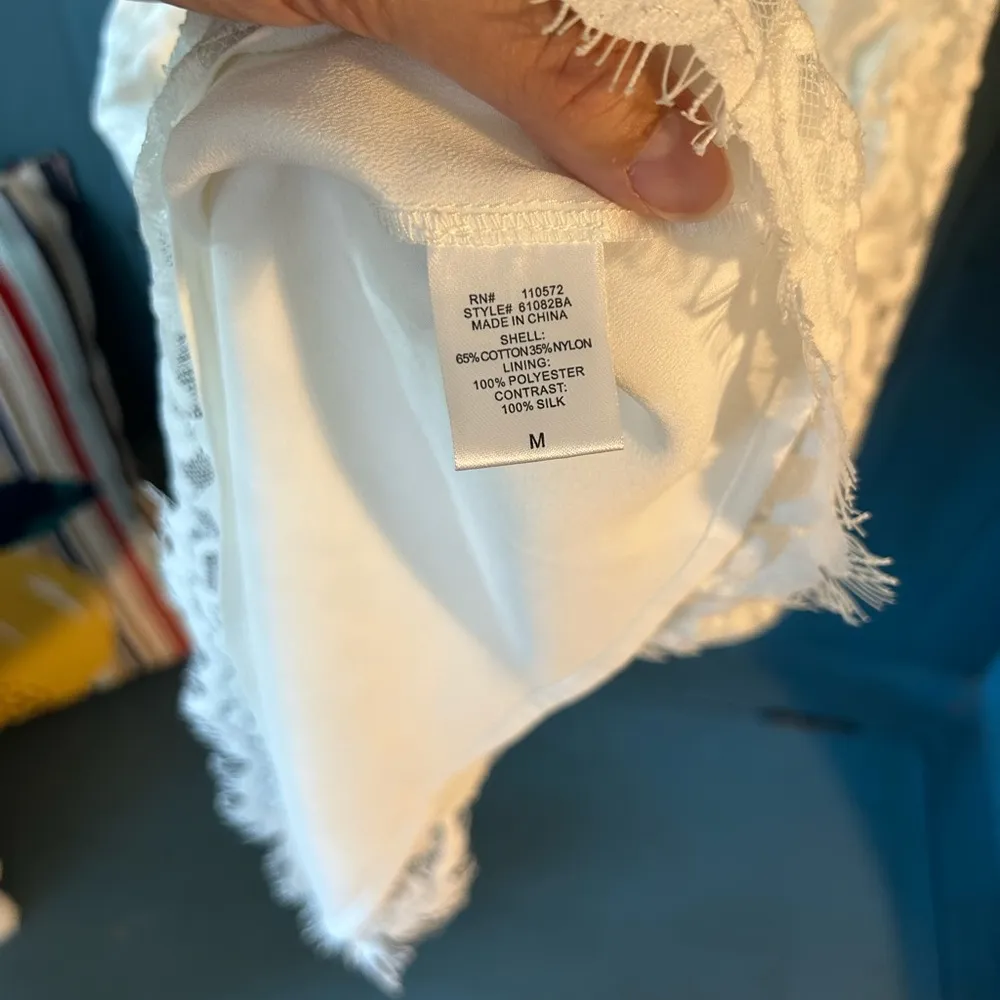 12th Street by Cynthia Vincent Co Op Barney’s NY, White Lace Dress, Medium - Image 4