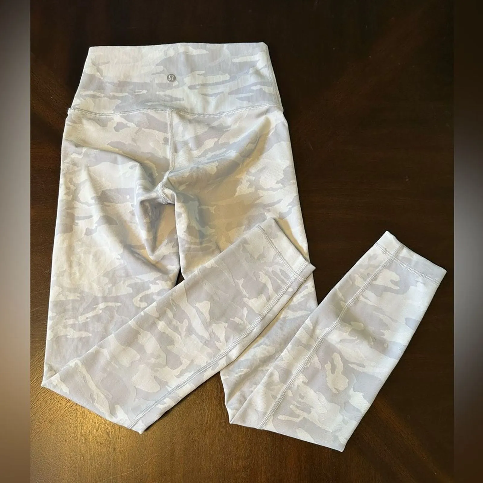 Lululemon Athletica Wunder Under High-Rise Tight 25”size 8 - Image 3