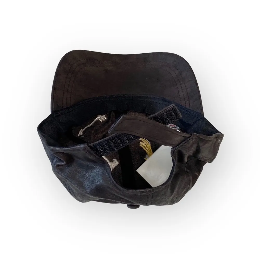 new August Hat ᨎ Smooches Embroidered Coated Baseball Cap ᨎ Hearts Arrows Lips ᨎ - Image 9