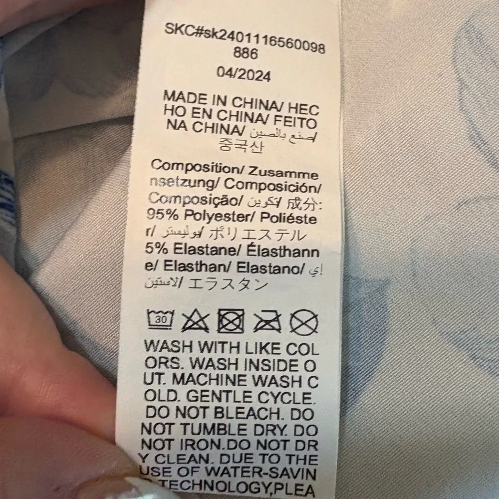 SHEIN Blue and White Asymmetrical Ruffled Romper - Image 8