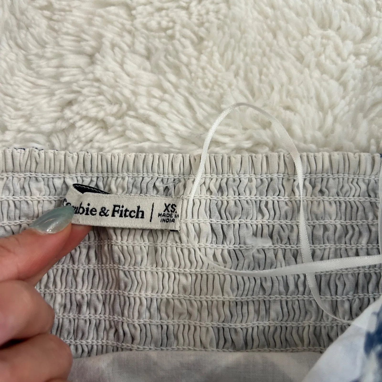 Abercrombie & Fitch Top Womens Floral Puff Sleeve Smocked Crop Size XS - Image 5