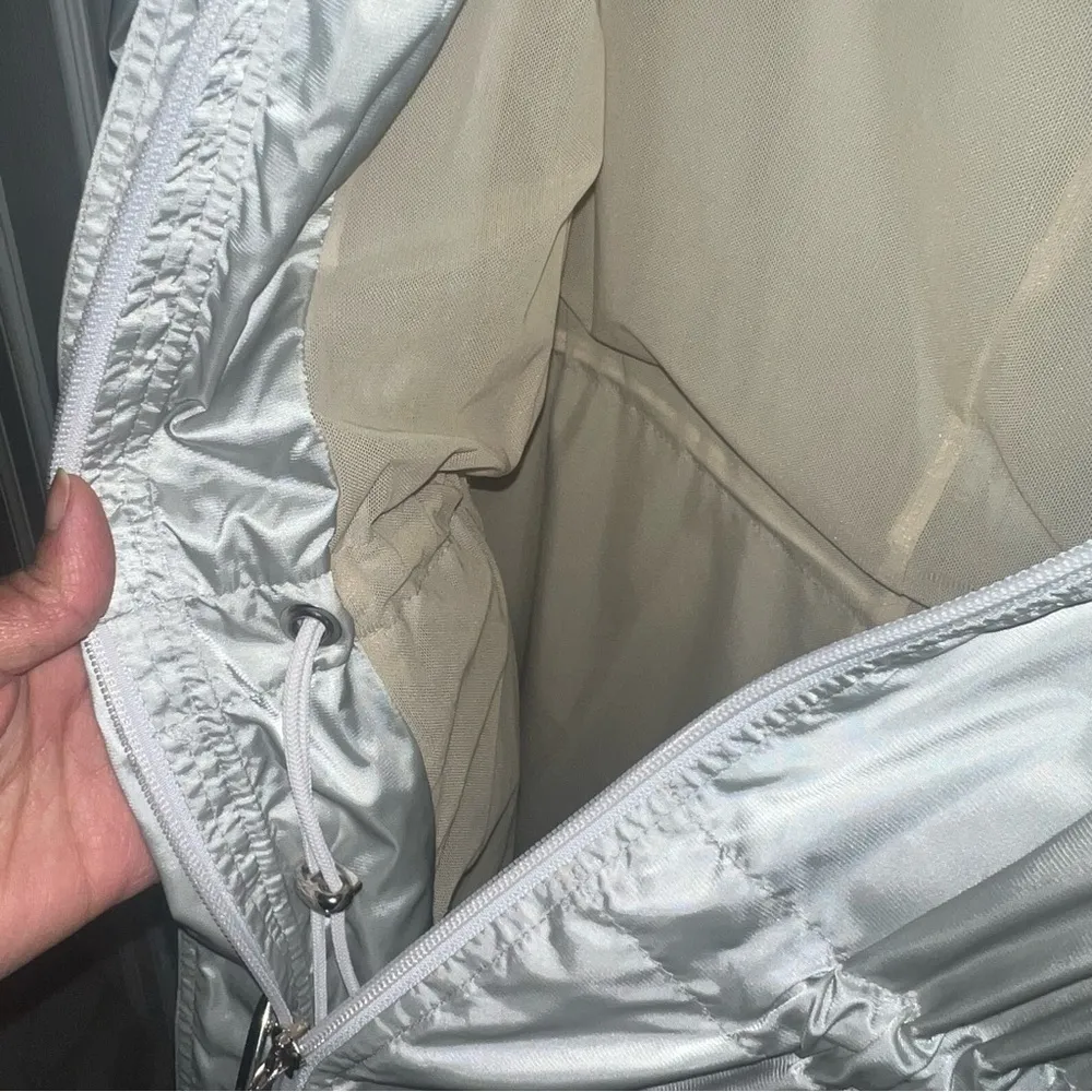 Anatomie Women's Silver Hooded Jacket. Size XS - Image 6