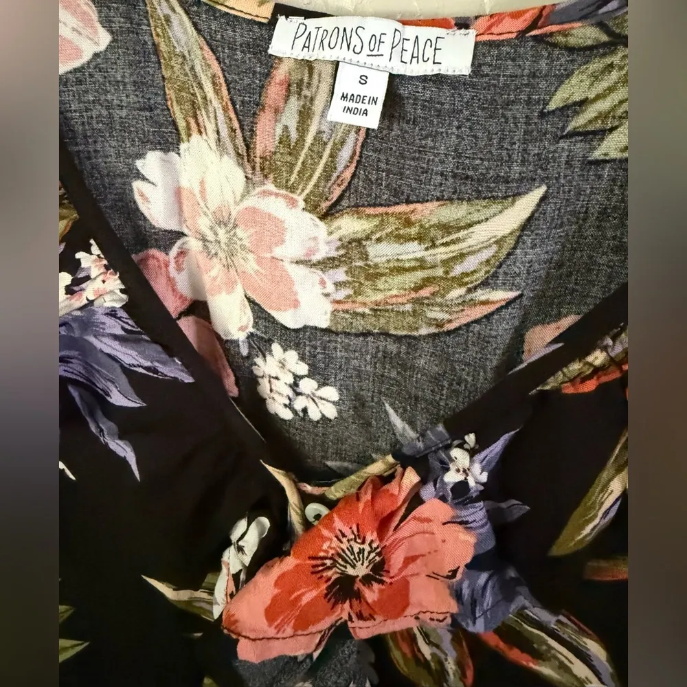 Patrons of Peace Blouse Womens Small Black Floral Ruffled Lightweight Summer Top - Image 3