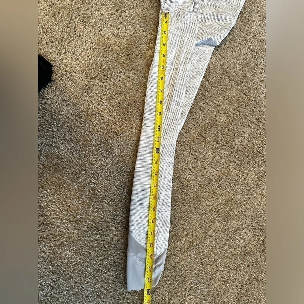 Lululemon Wunder Under Crop II Roll Down Scallop 24" Legging Gray 6 - Image 8