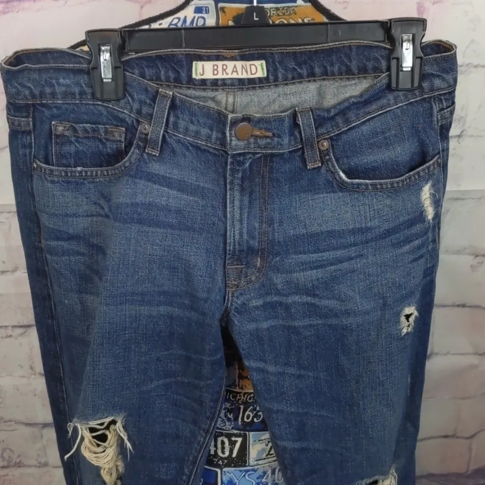J BRAND Camille distressed jeans size 27 - Image 3
