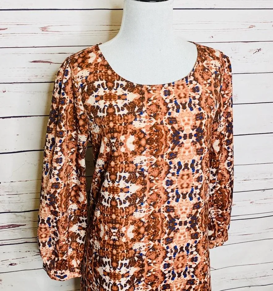 Long Sleeve Shift Dress Size Medium - Image 6