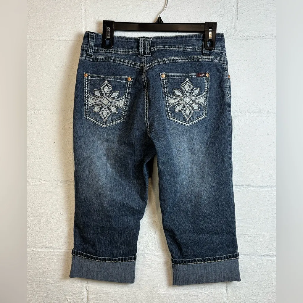 Angels Y2K Denim Casual Capri Woman’s Bedazzled Minimalist Chic Jeans Size 10 Blue - Image 4