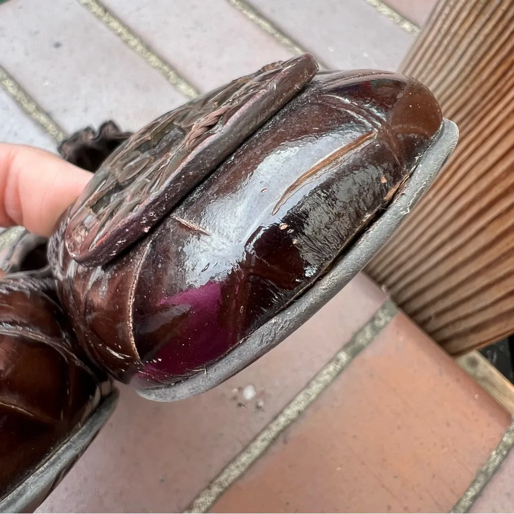 Tory Burch Briwn Patent Leather Flat size 8.5 - Image 4