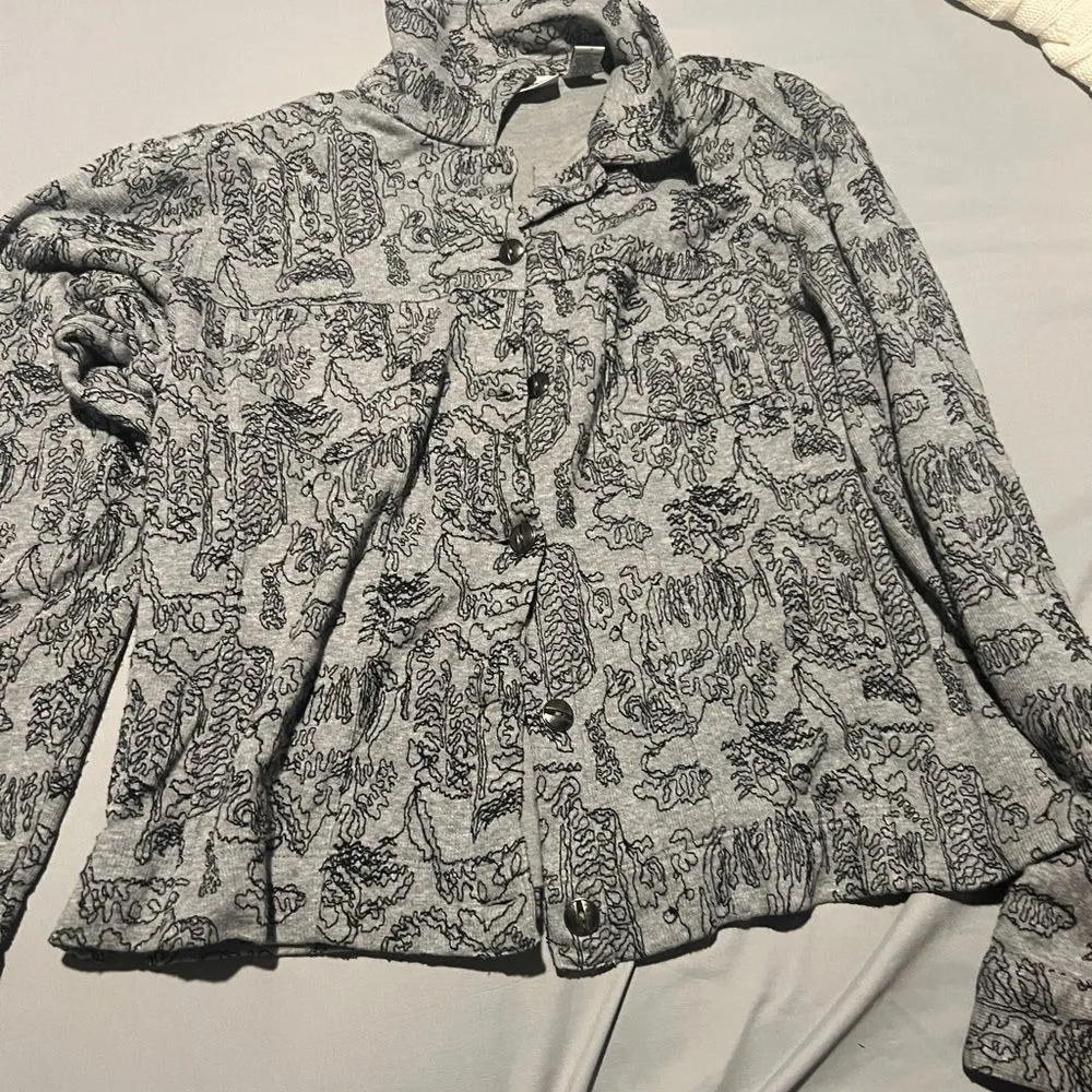 Chicos Gray Patterned Button-Up Jacket size 1 - Image 3