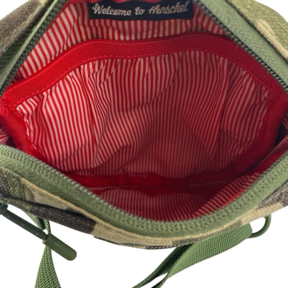 Herschel Supply Co. Cruz Green Army Military Camo Crossbody Zip Handbag Small - Image 3