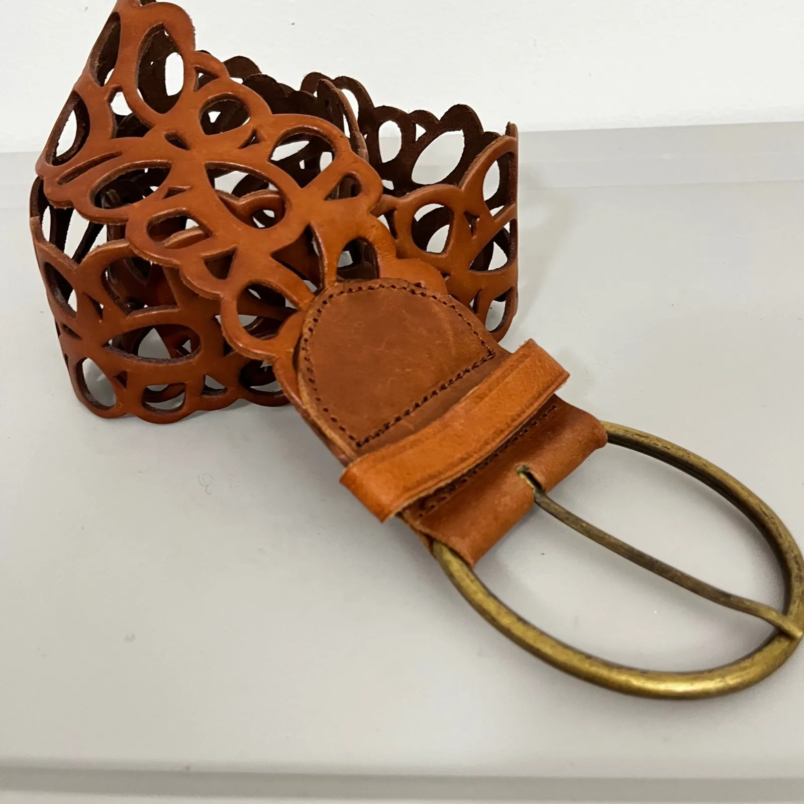 Garnet Hill Boho Western Hippie Leather Floral Wide Belt Size 36 Brass Buckle - Image 3