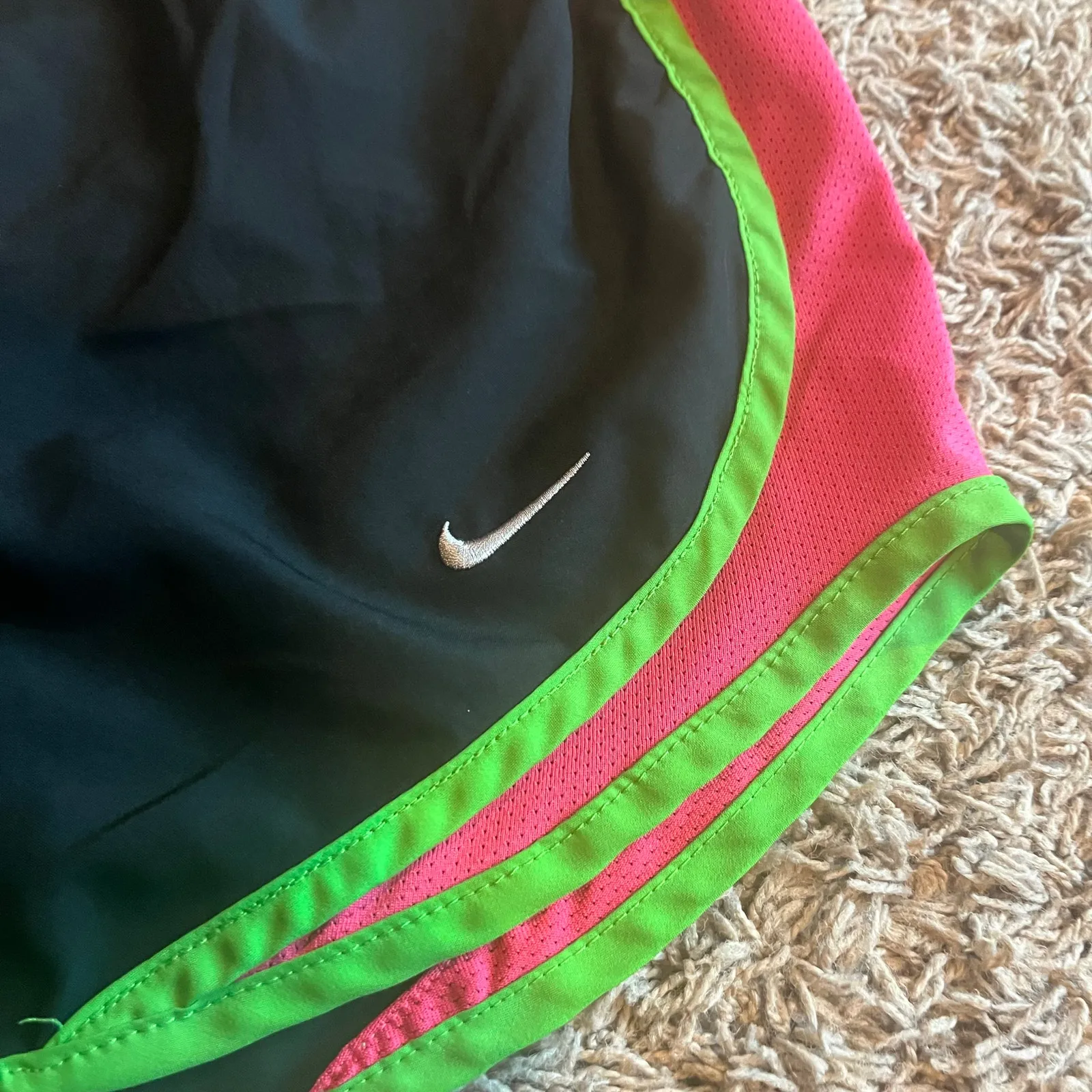 Nike Dri-Fit Black / Green / Pink Athletic Shorts Size XS - Image 4