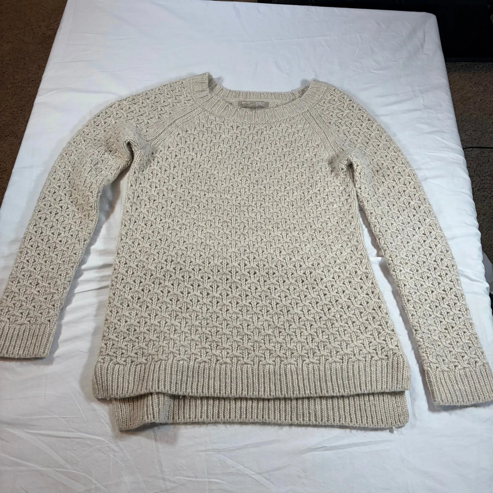 Banana Republic Italian yarn wool alpaca blend fisherman oatmeal sweater  Sz XS - Image 3