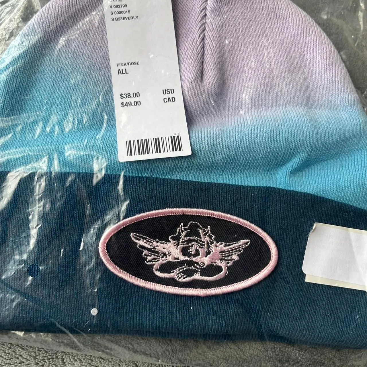 Boys Lie Blue and Purple Ombre Beanie with Logo Patch NEW with tags One Size - Image 4