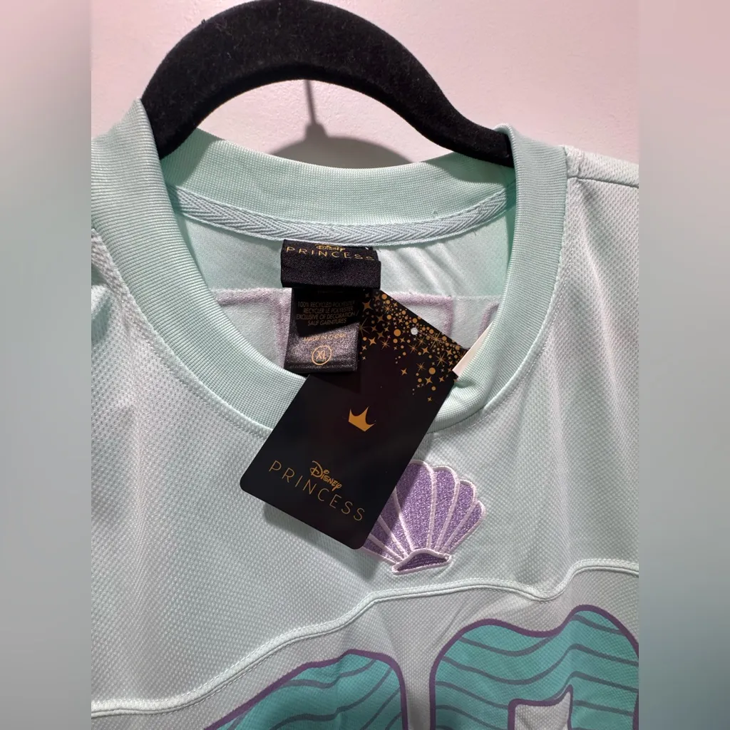 Disney The Little Mermaid Princess Ariel Women's Cropped Football Jersey - Image 4