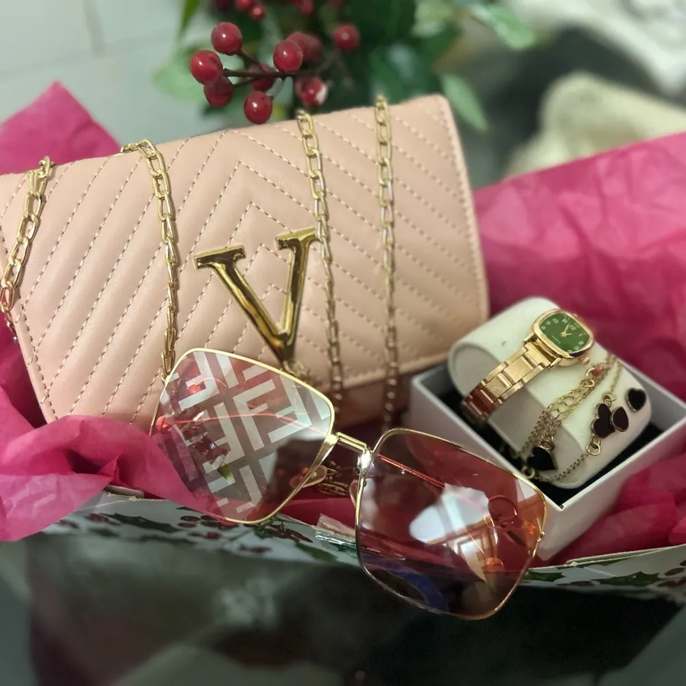 Christmas gift Pink - Image 10