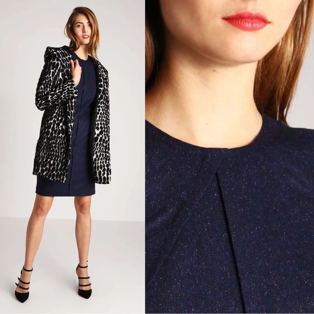 Banana Republic • Pleated Flannel Dress sleeveless sheath navy blue tweed - Image 4