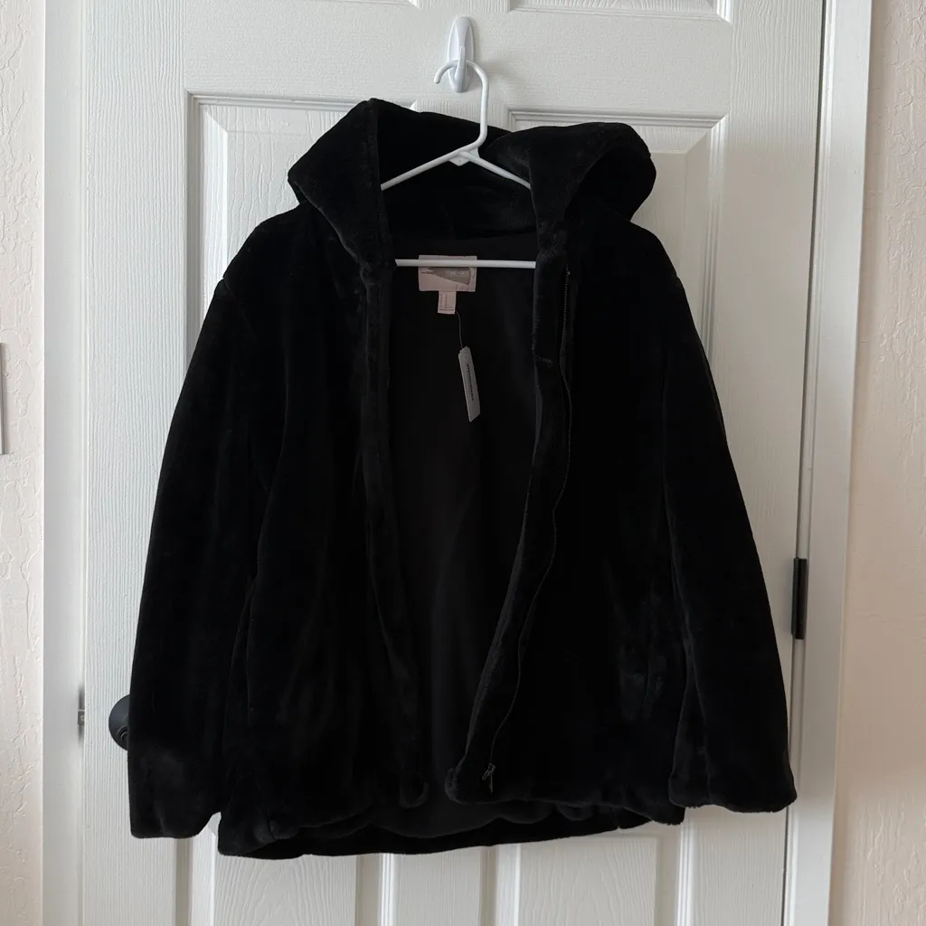 Forever 21 contemporary faux fur hooded jacket - Image 4