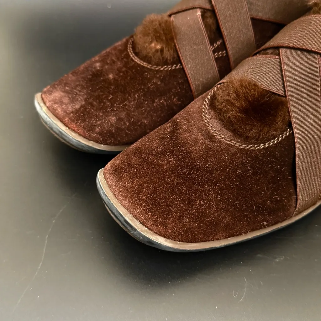 STUART WEITZMAN Chocolate Brown Suede Leather Fur Lined Bandage Strap Sneakers 8 - Image 3