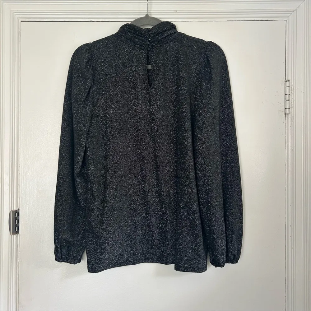 Who What Wear Black Silver Metallic Long Sleeve Top M - Image 2