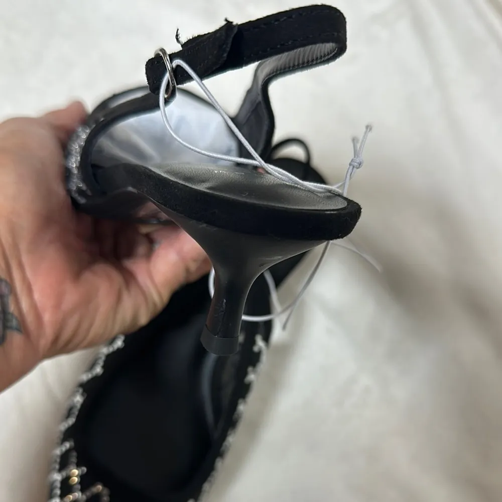 A New Day Black and White Geometric Heels Slingback - Image 12