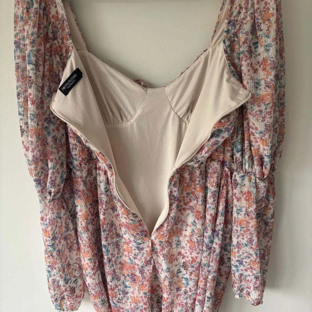 Pretty Little Thing Maternity Pink Floral Plisse Mini Dress Long Sleeve Fitted - Image 12