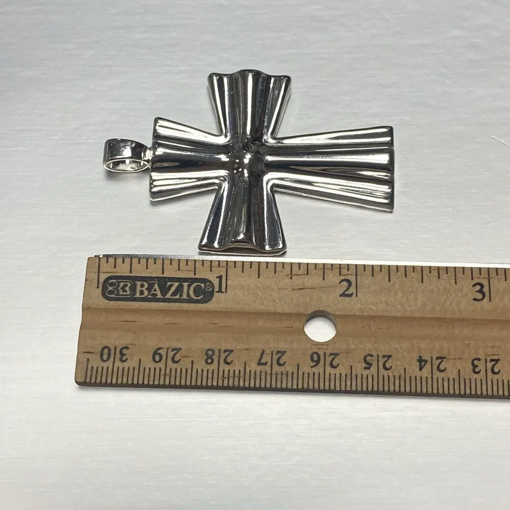 Signed BEST Brand Silver Tone Cross pendant Bold Funky Statement - Image 3
