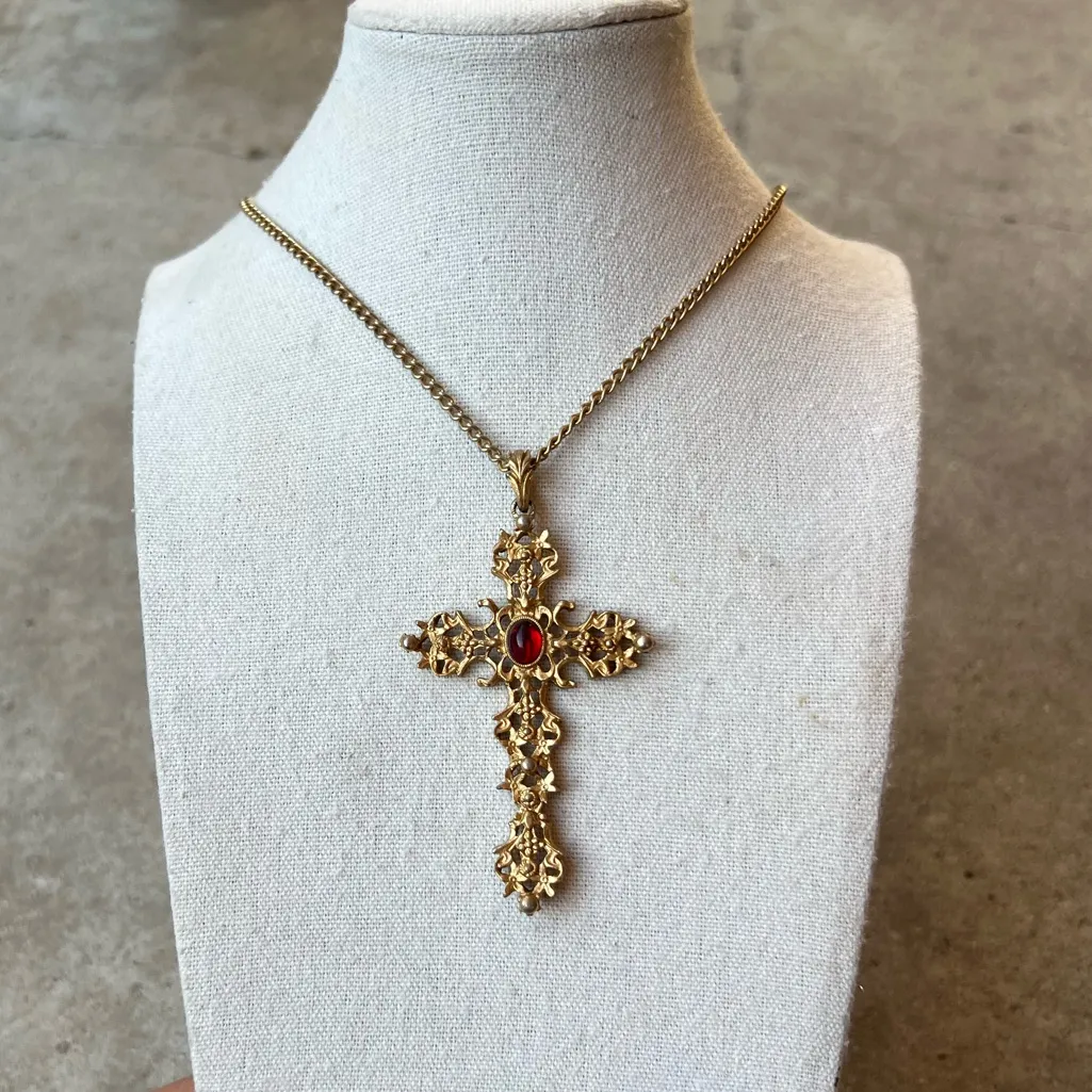 Vintage Ornate Cross Pendant Necklace Avon, Red Cabochon Synthetic Ruby 15” Gold - Image 9